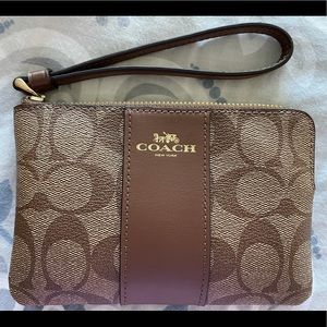 Coach Wristlet NWT
